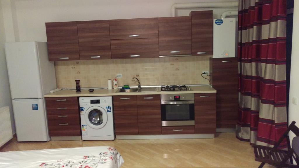 Garsoniere Dinu Apartman Bukarest Szoba fotó