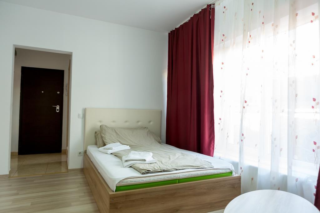 Garsoniere Dinu Apartman Bukarest Kültér fotó