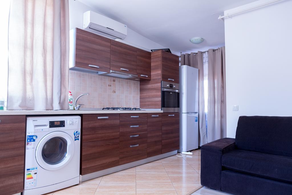 Garsoniere Dinu Apartman Bukarest Kültér fotó
